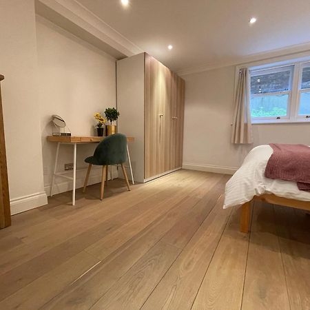 5 Bed House - Fancy - Sleep Up To 12 - Central London Exterior foto