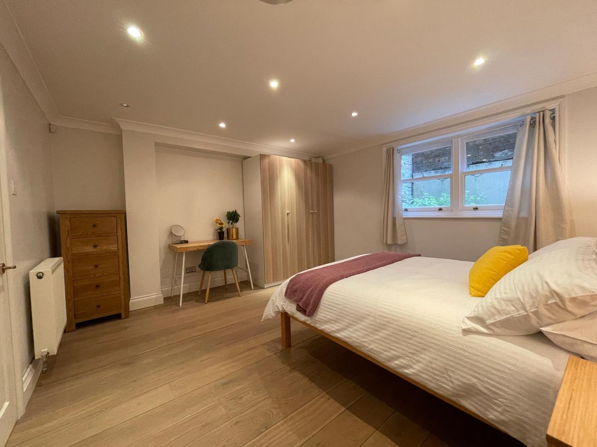 5 Bed House - Fancy - Sleep Up To 12 - Central London Exterior foto
